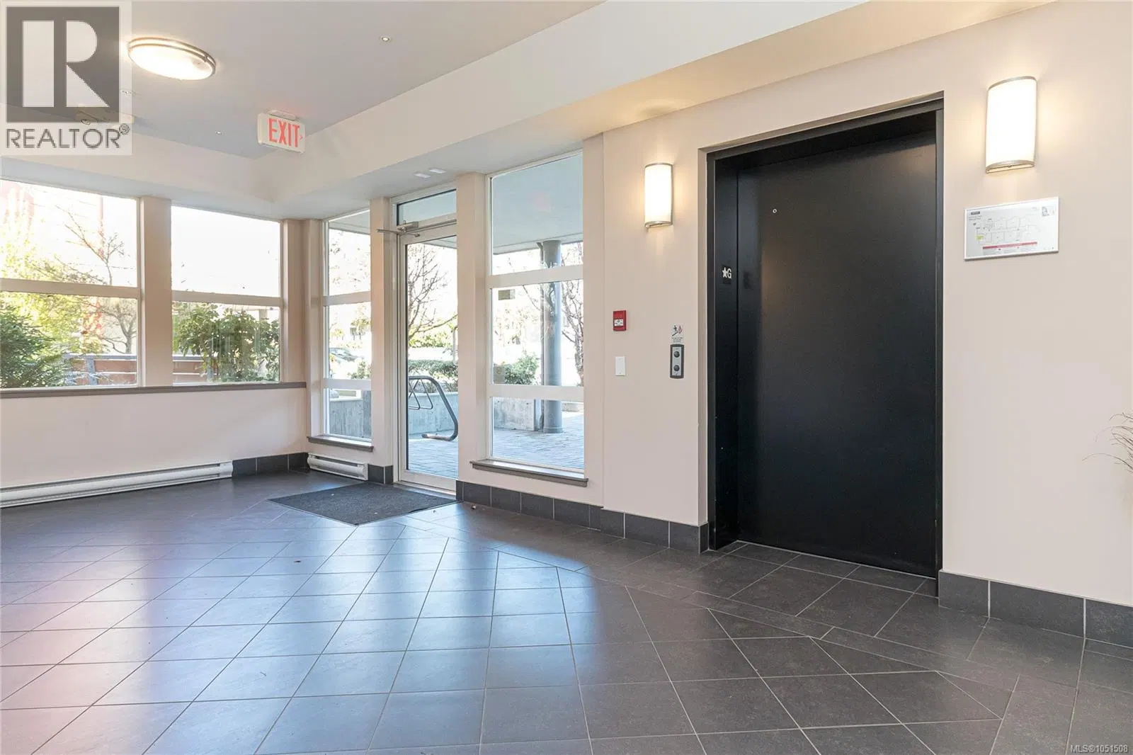 Photo 4 of 26 at #201 – 4030 Borden Street