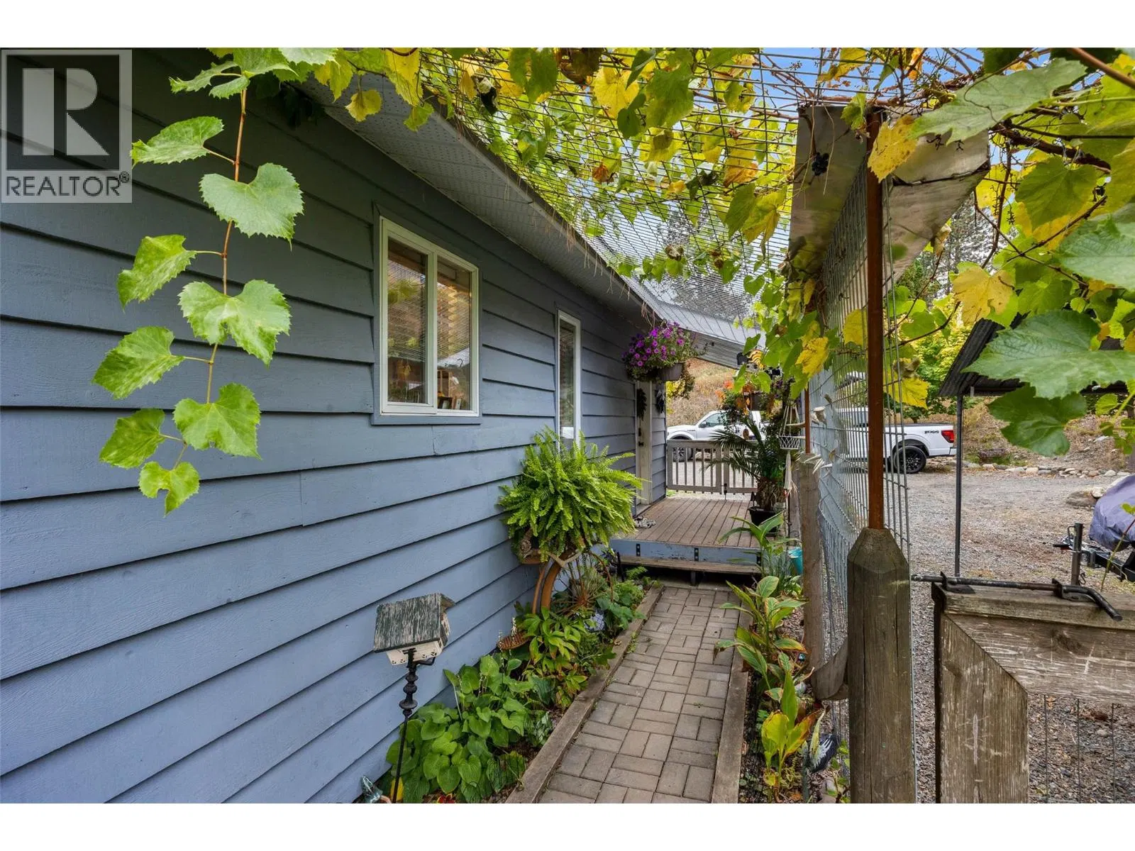 Photo 5 of 55 at 850 INSKIP Road