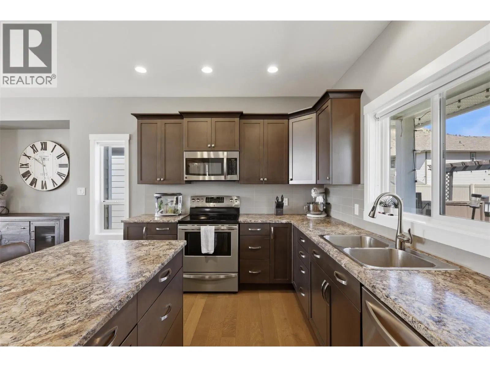 Photo 4 of 62 at 2109 Doubletree Crescent