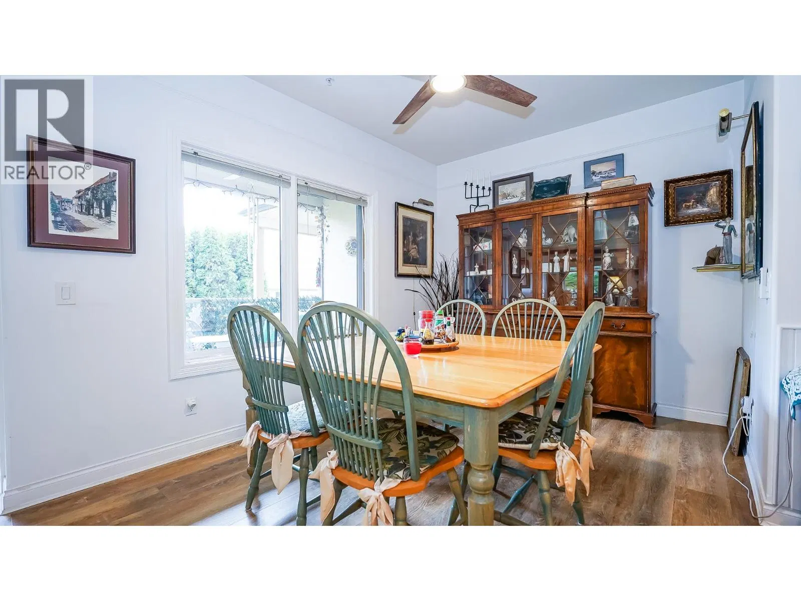 Photo 3 of 12 at #104 – 1391 10 Avenue