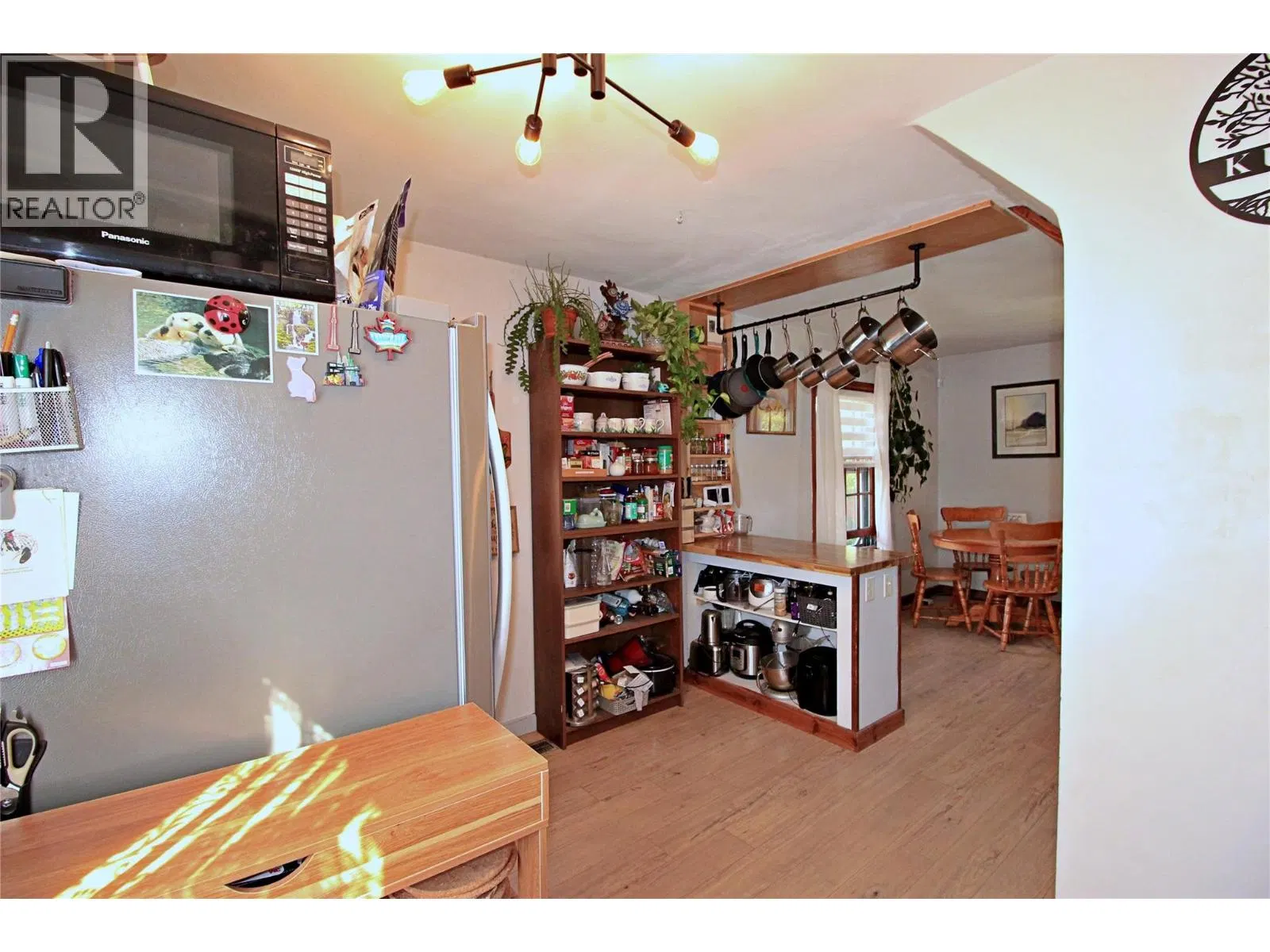 Photo 4 of 35 at 865 KIPLING Street