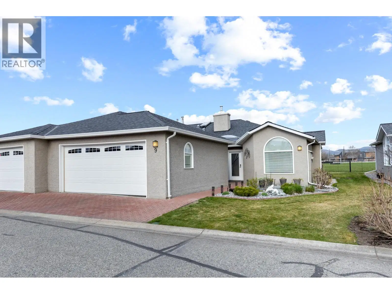 #9 – 1020 Lanfranco Road