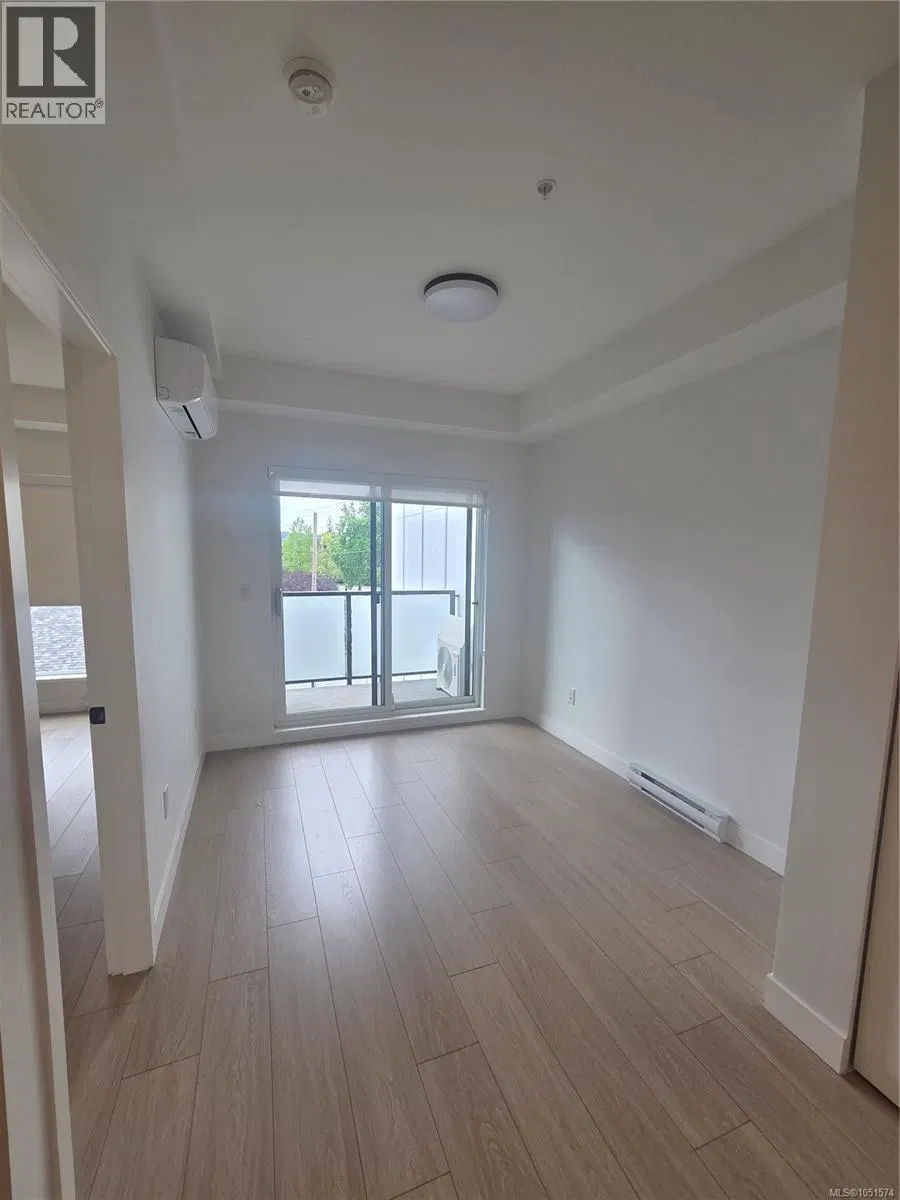 Photo 5 of 10 at #306 – 2629 Millstream Road
