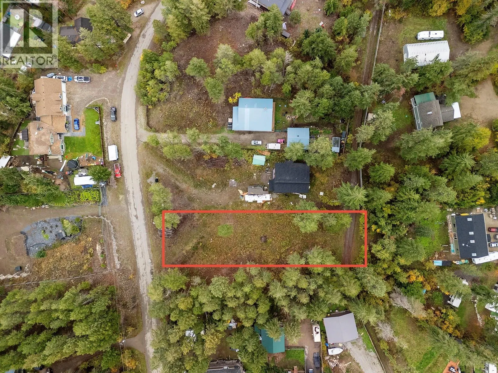 Photo 2 of 18 at 861 Balsam Road