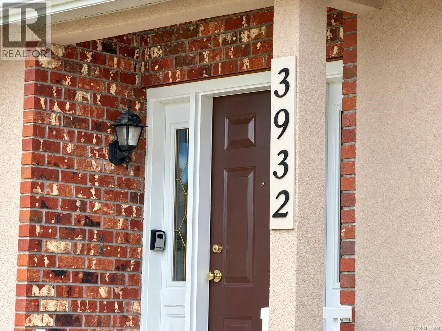Photo 4 of 45 at 3932 4th Avenue