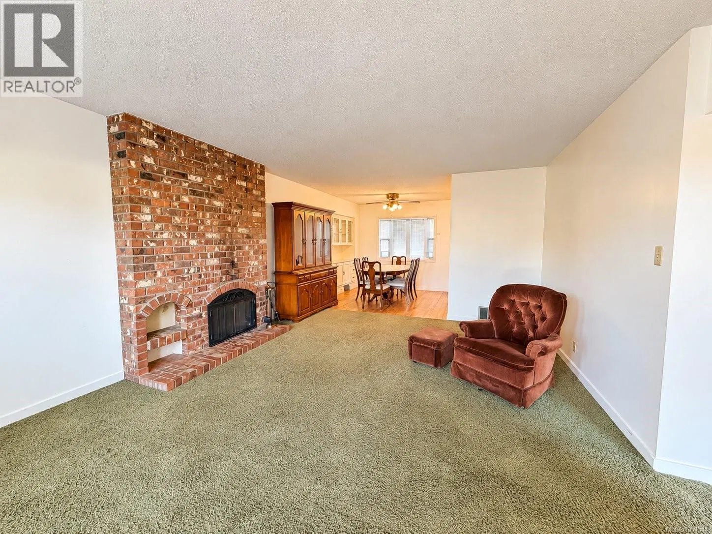 Photo 5 of 45 at 3932 4th Avenue