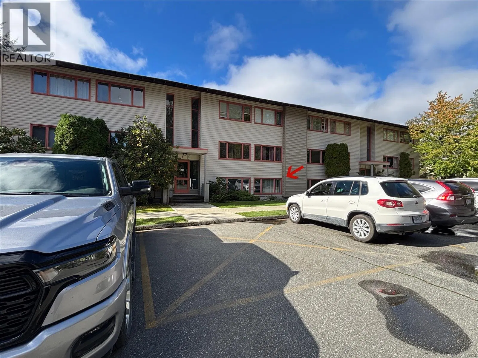 Photo 1 of 12 at #113 – 350 Alder Crescent