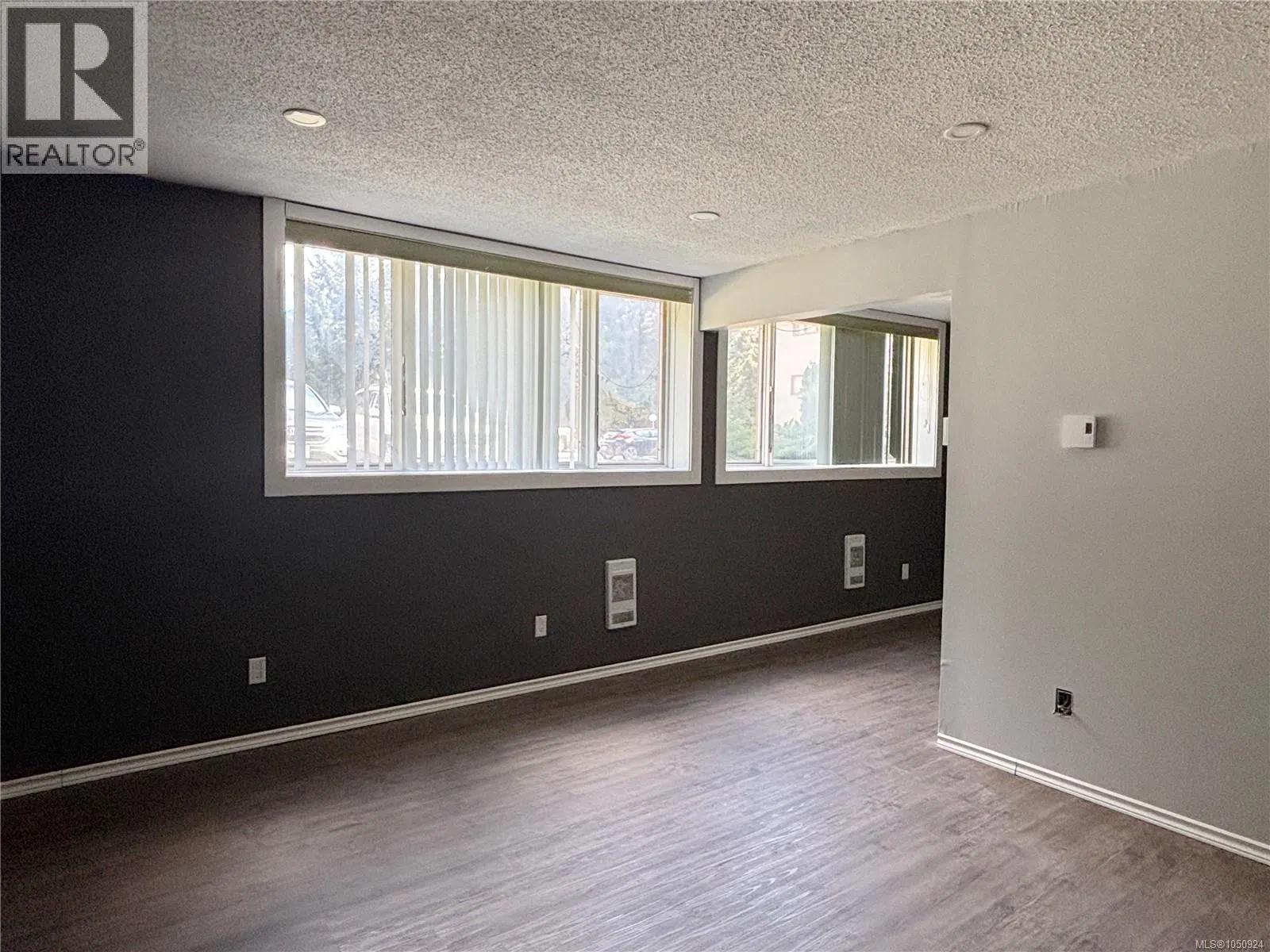 Photo 4 of 12 at #113 – 350 Alder Crescent