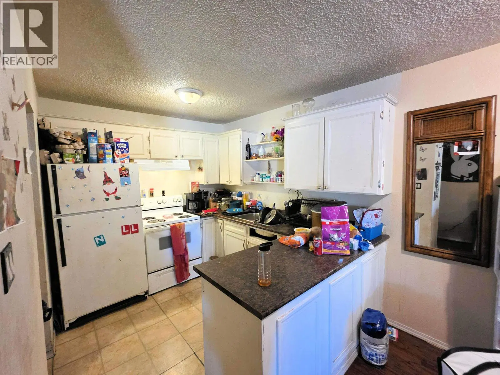 Photo 3 of 14 at 1459 MILBURN Avenue