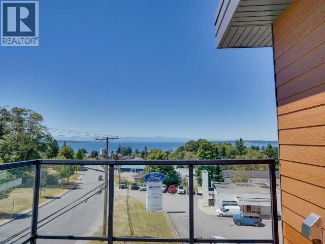 Photo 3 of 22 at Powell River