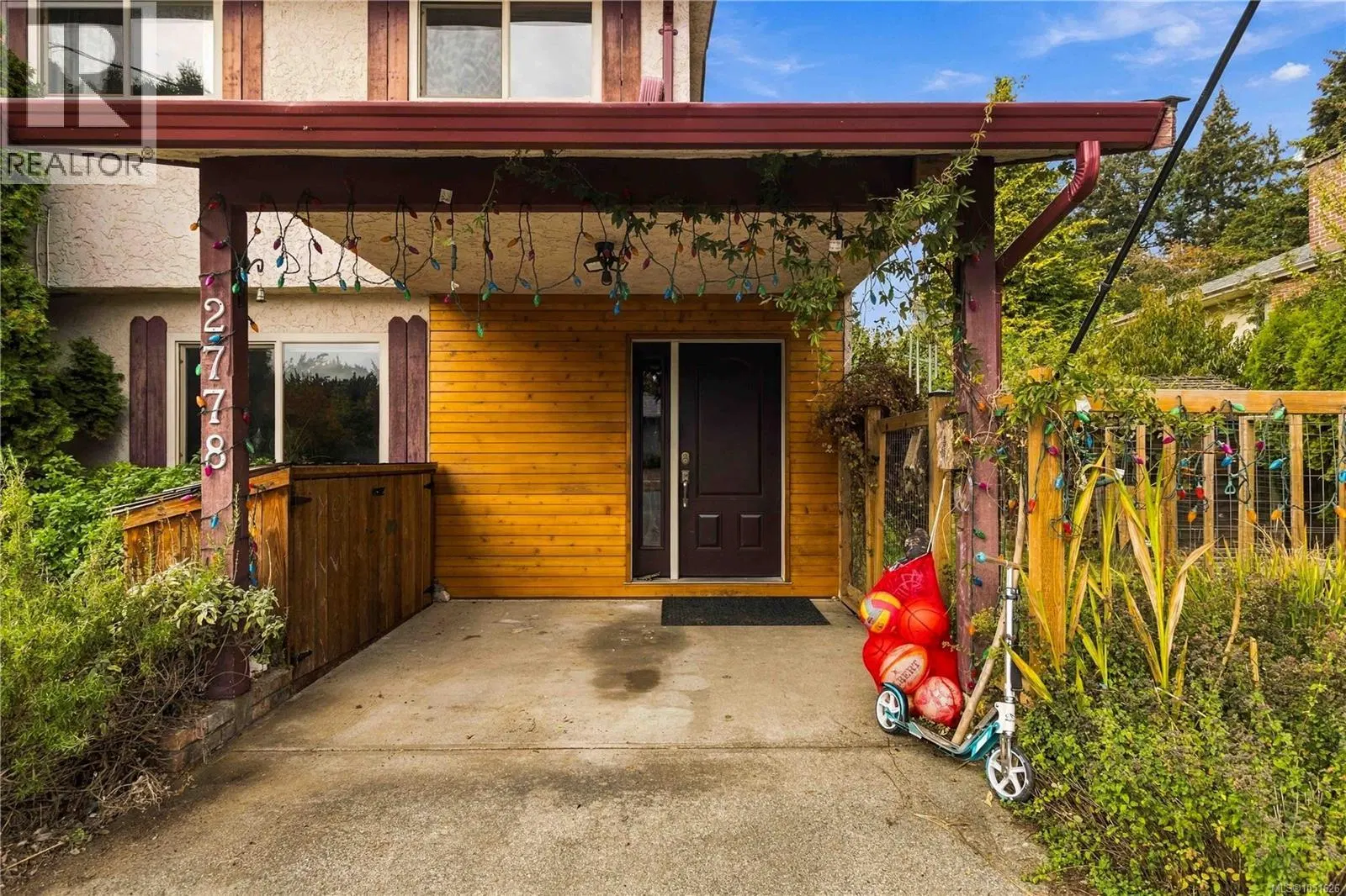Photo 3 of 44 at 2778 Kingswood Road