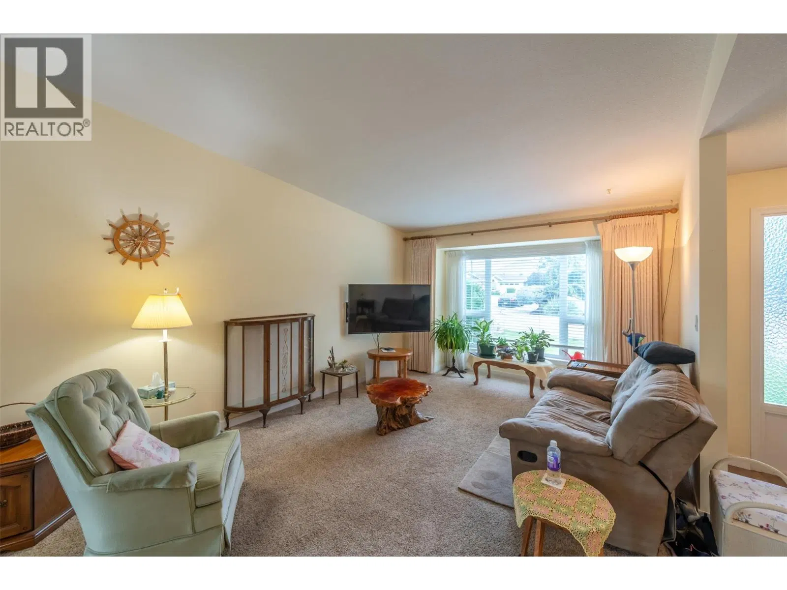 Photo 2 of 50 at #109 – 3400 Wilson Street