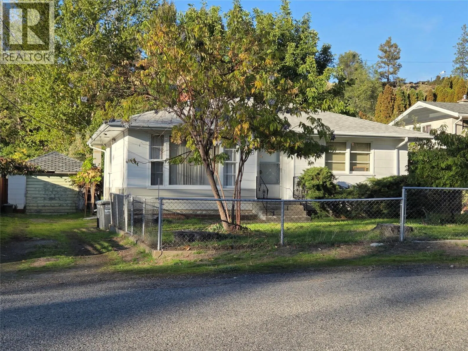 Photo 2 of 11 at 1285 Forestbrook Drive