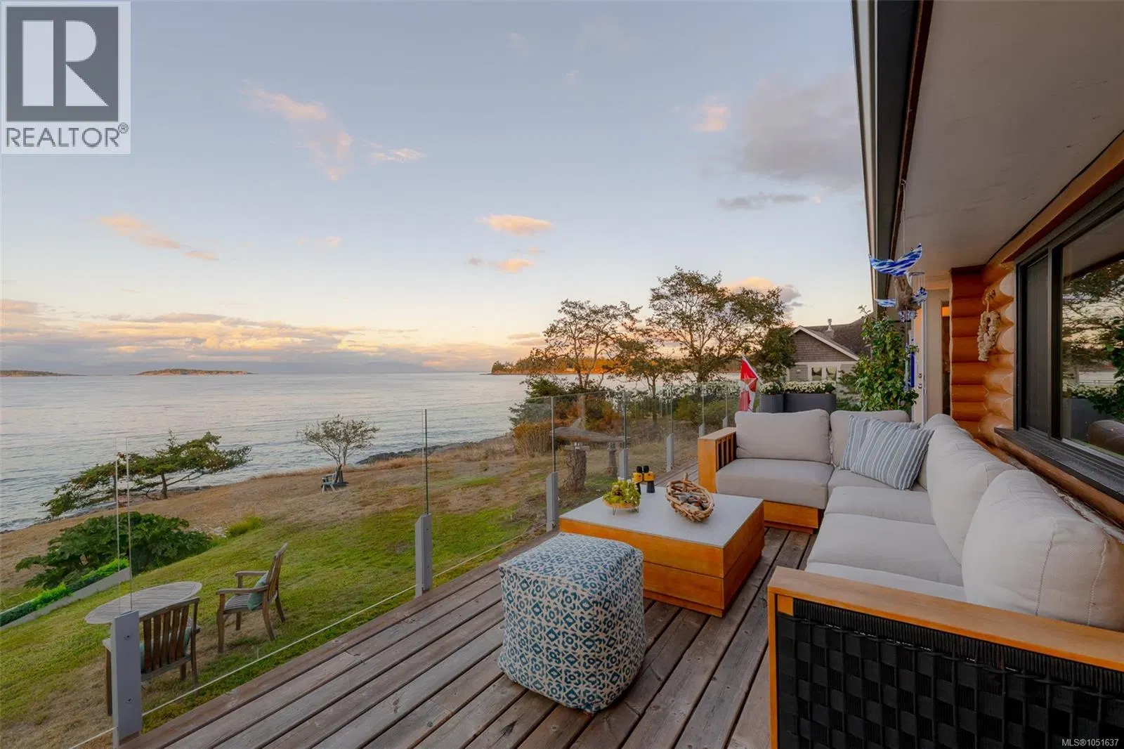 1388 Reef Road