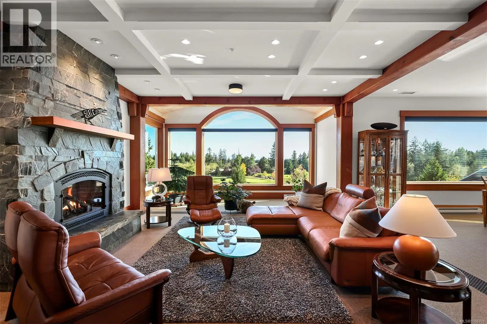 #341 – 3666 Royal Vista Way