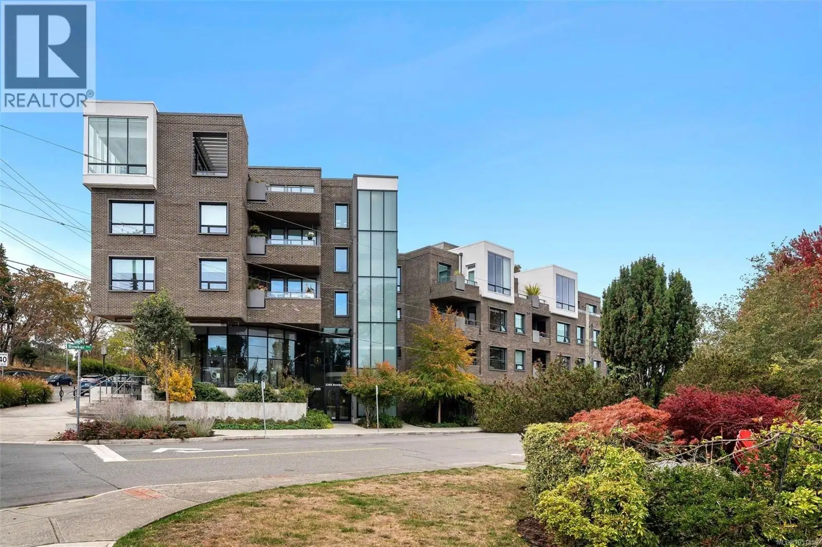 #409 – 2285 Bowker Avenue