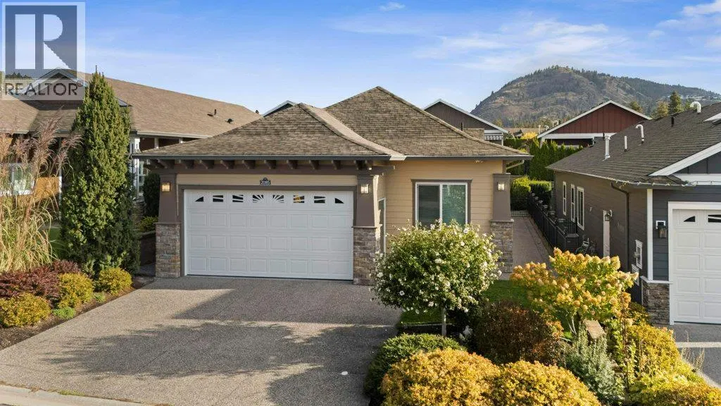 Photo 2 of 47 at 2085 Clover Drive