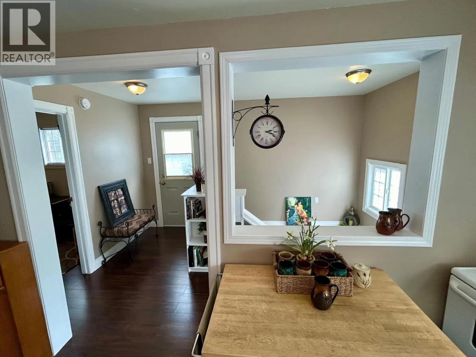 Photo 4 of 19 at 5604 49 Street