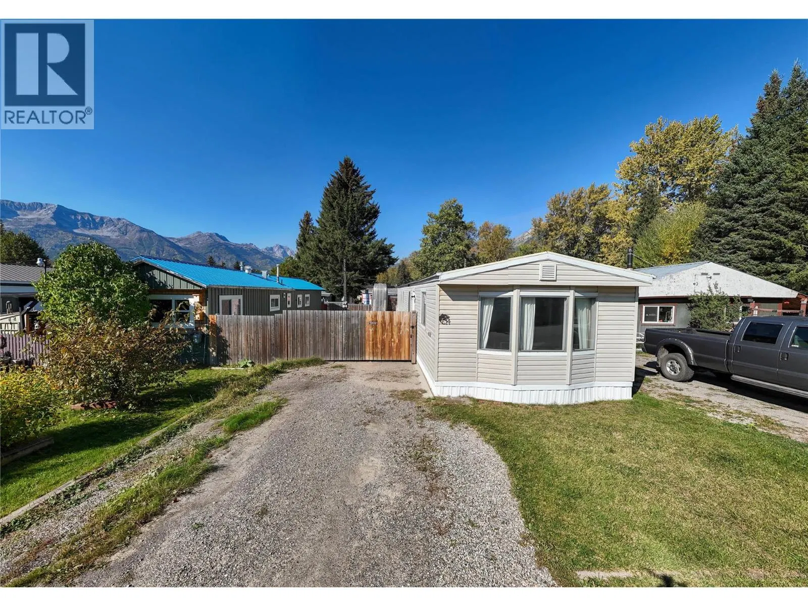 Photo 3 of 56 at E14 – 60 Cokato Road