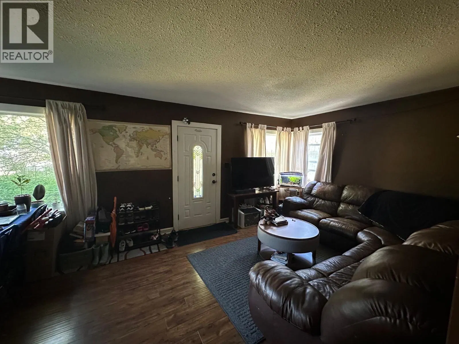Photo 4 of 23 at 609 Second Street