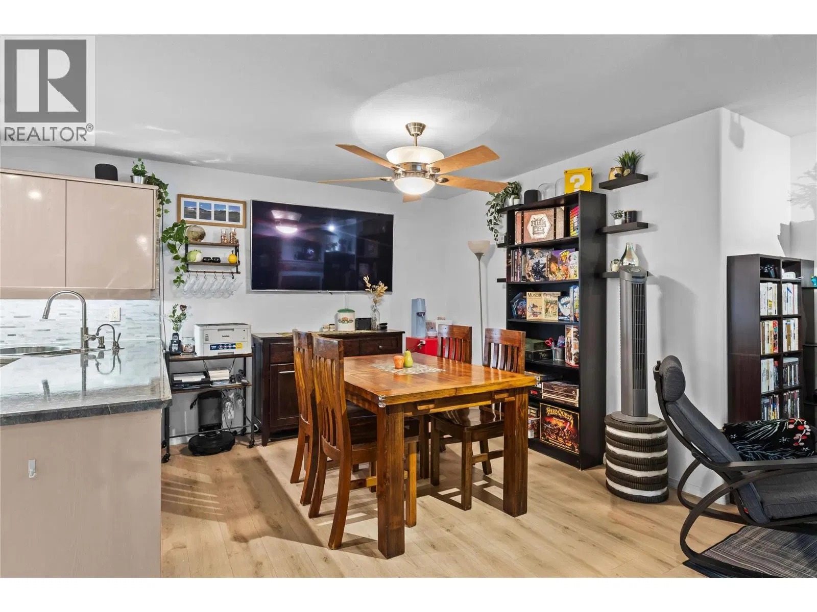 Photo 5 of 27 at #109 – 2288 Benvoulin Road