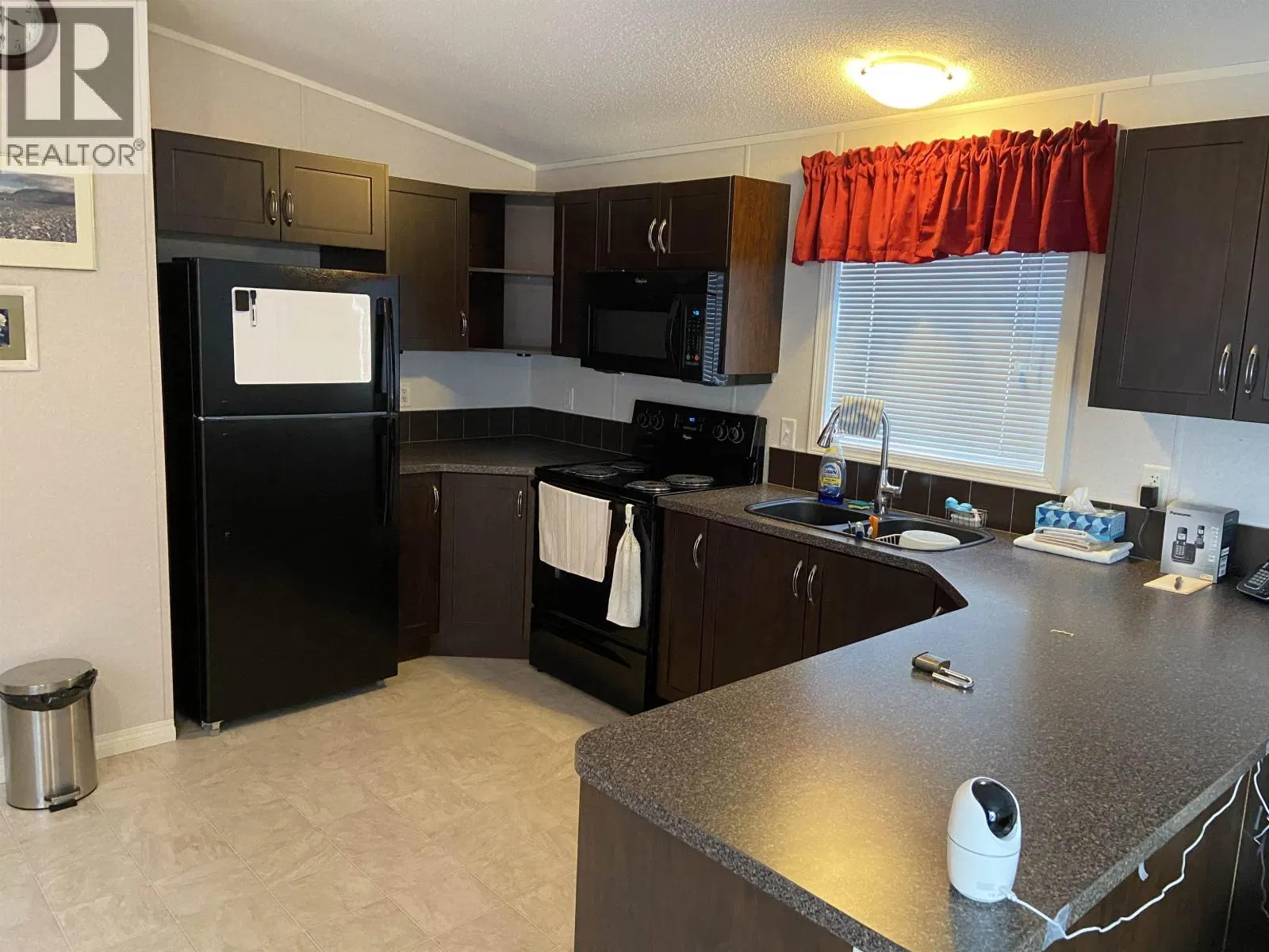 Photo 2 of 19 at #102 – 3614 KALUM Street