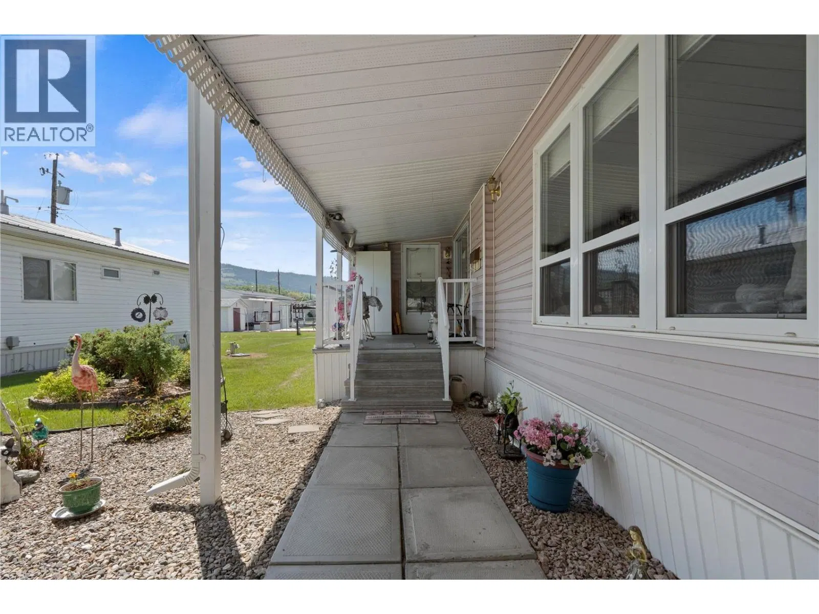 Photo 3 of 28 at #79 – 5484 25 Avenue