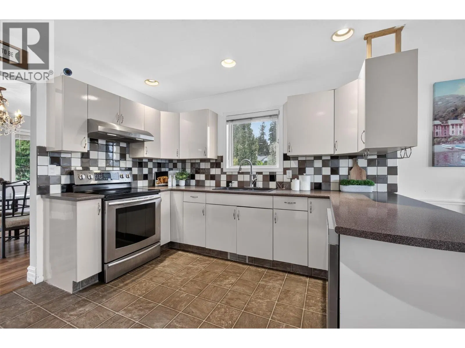 Photo 5 of 58 at 3777 Salloum Road