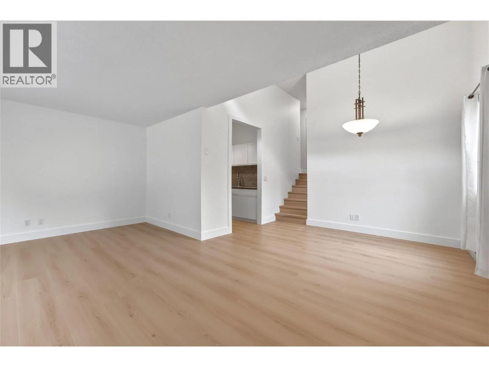 Photo 3 of 25 at #40 – 3800 40 Avenue
