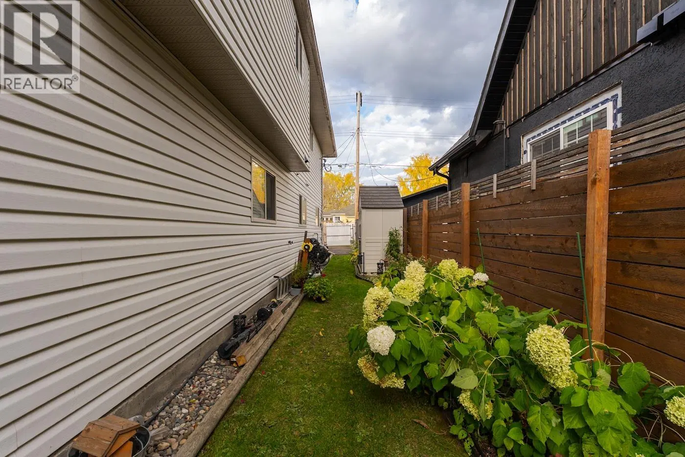 Photo 3 of 40 at 1772 6TH Avenue