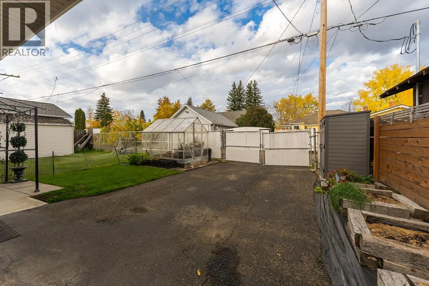 Photo 5 of 40 at 1772 6TH Avenue