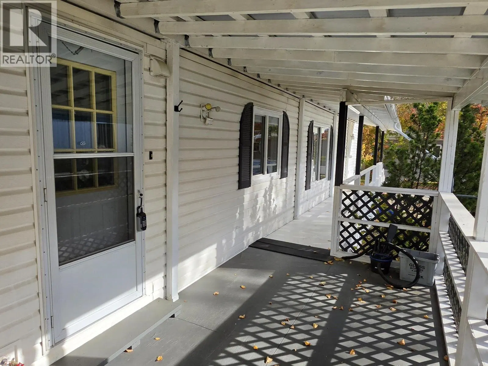 Photo 3 of 18 at #6 – 654 NORTH FRASER Drive