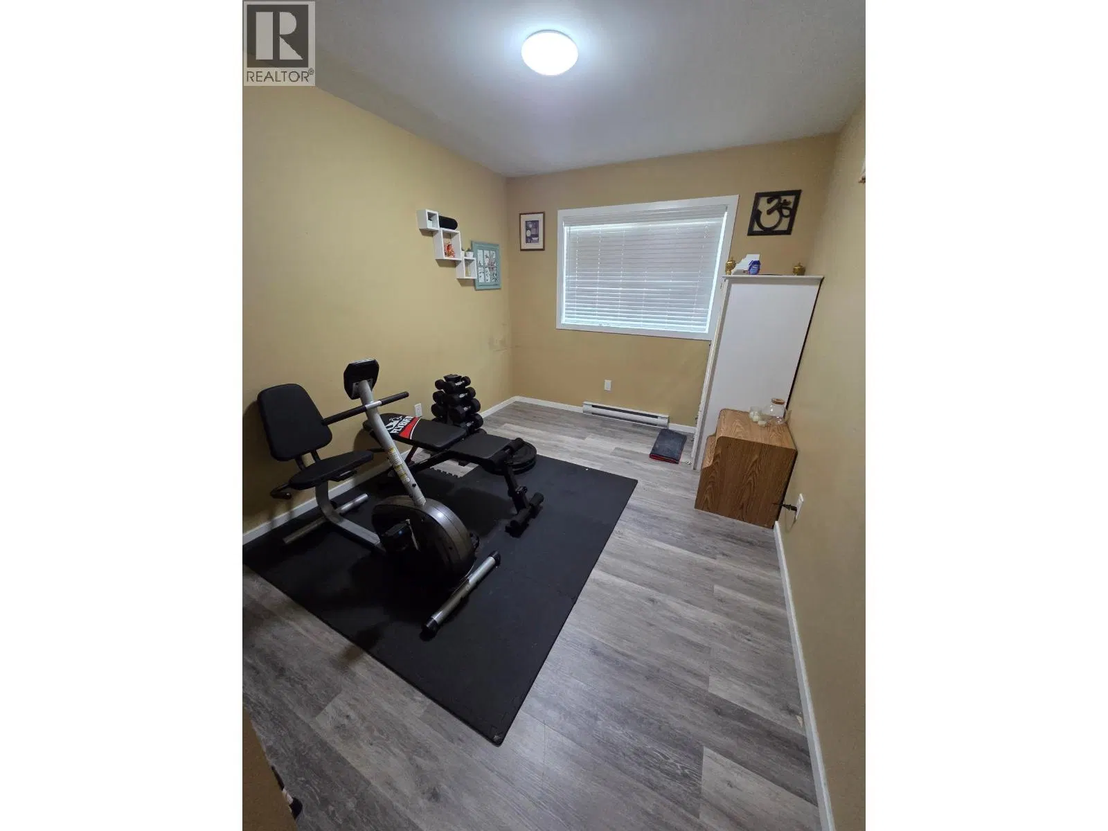 Photo 3 of 10 at #1203 – 2607 PEAR Street