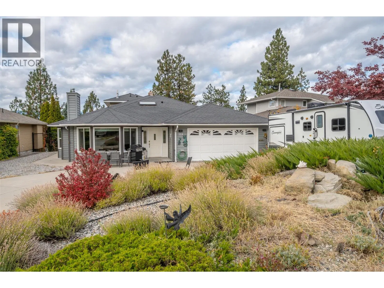 138 Evergreen Crescent