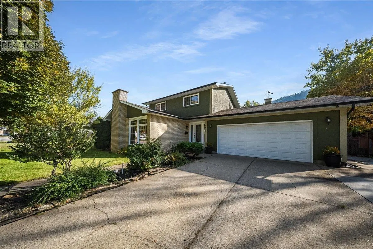 Photo 2 of 55 at 3866 CARNATION Drive
