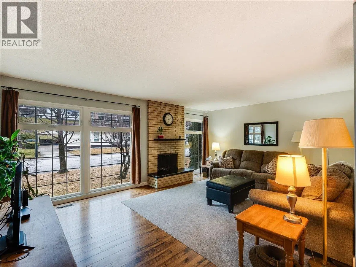 Photo 4 of 55 at 3866 CARNATION Drive