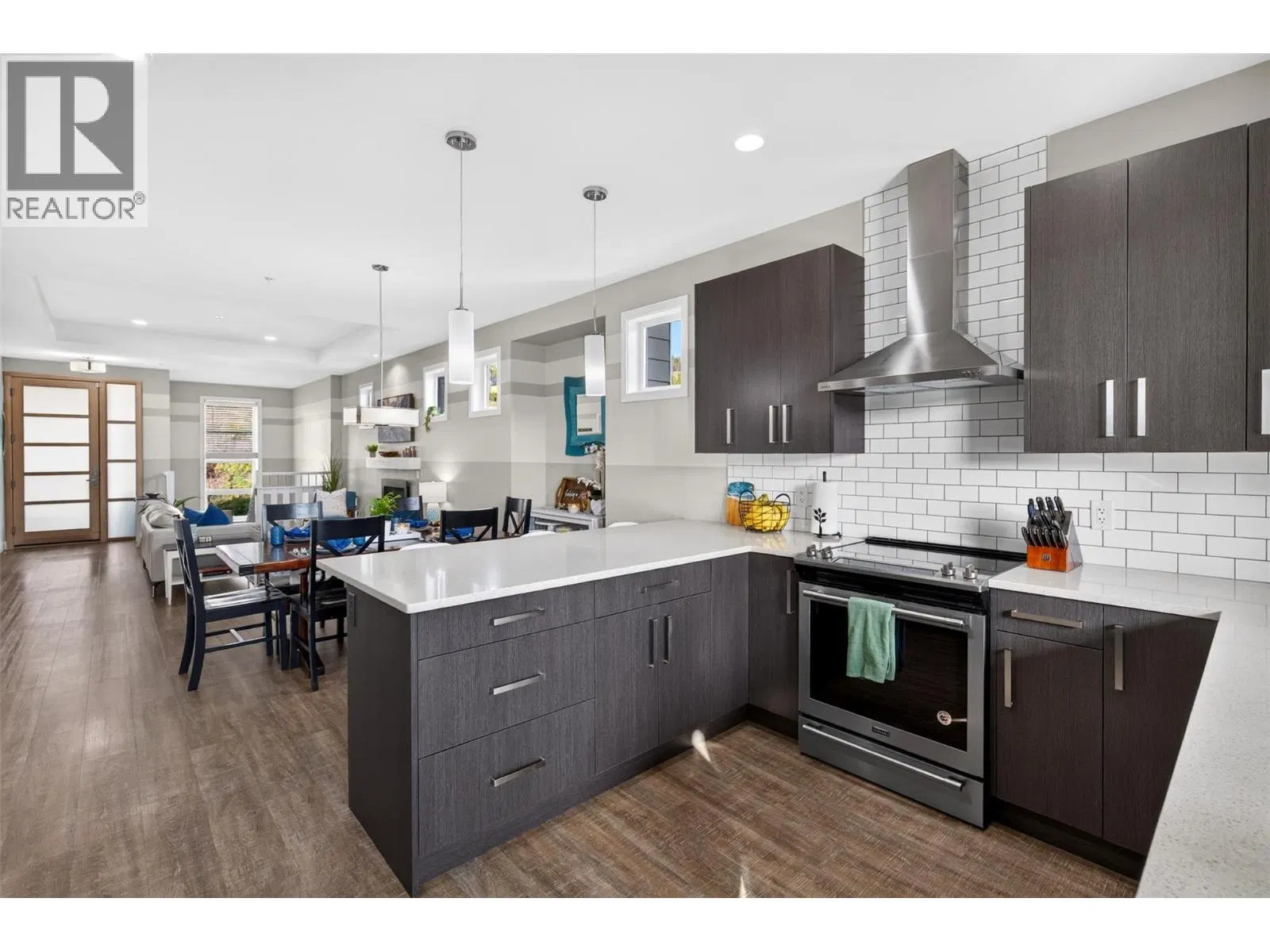Photo 5 of 48 at 9671 Celeste Road