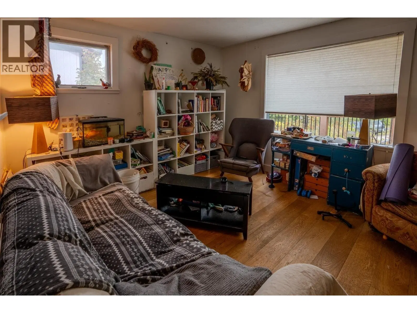 Photo 5 of 31 at 1424 FALLS Street