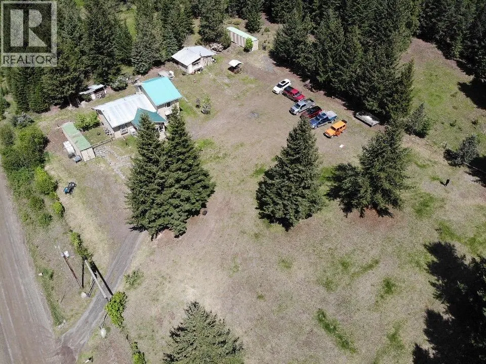 Photo 5 of 40 at 5420 Heffley Louis Creek Road