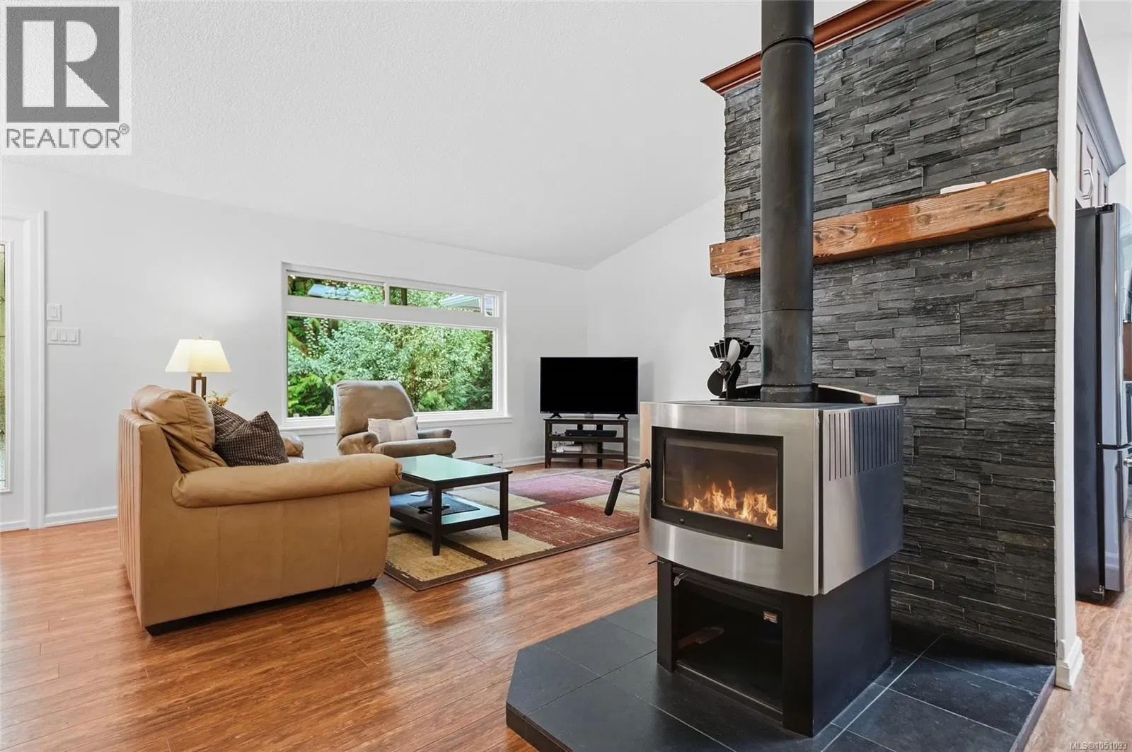 Photo 3 of 68 at 1580 Meadowood Way