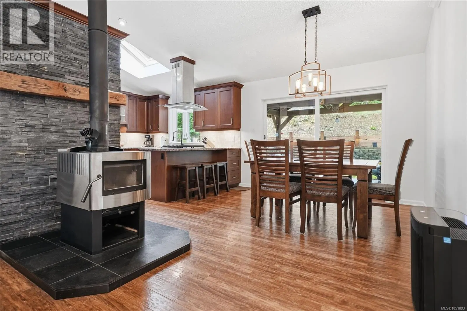 Photo 4 of 68 at 1580 Meadowood Way