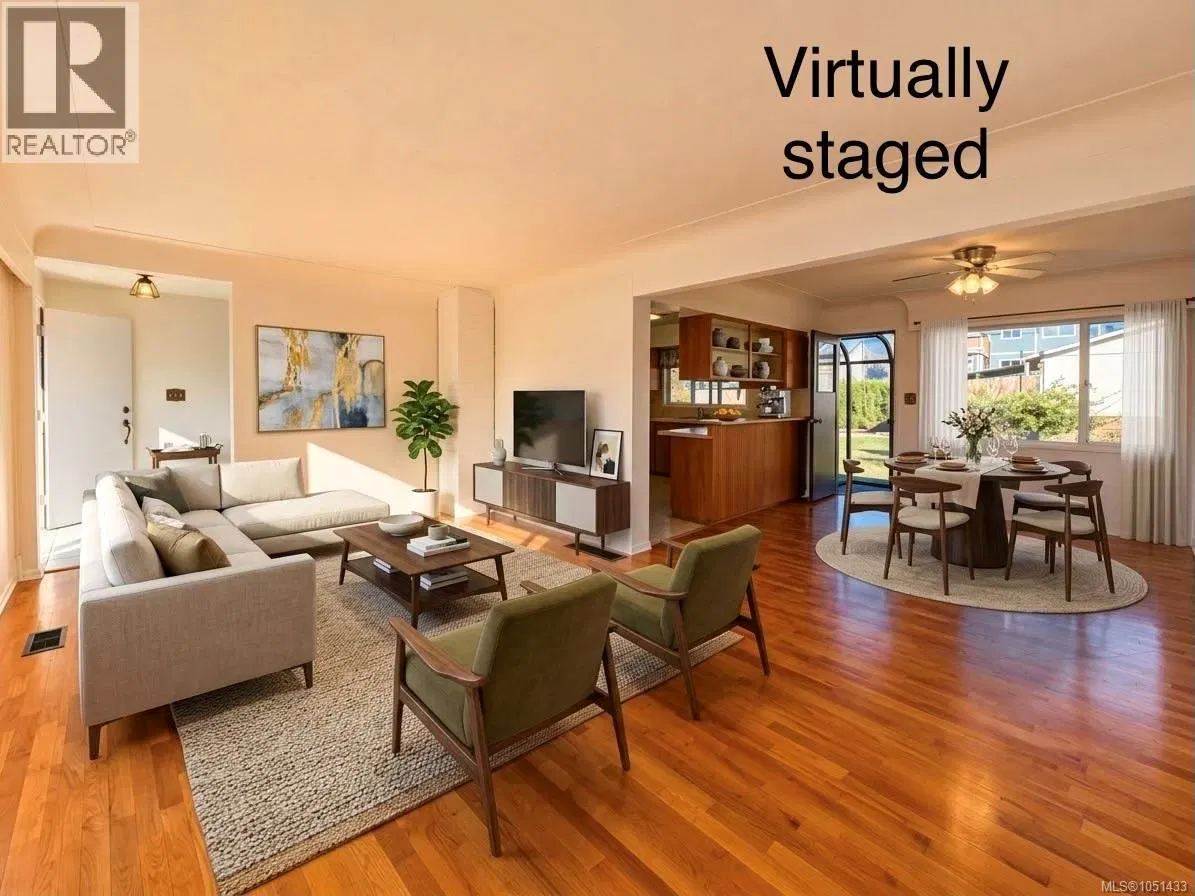 Photo 2 of 66 at 2433 5th Avenue