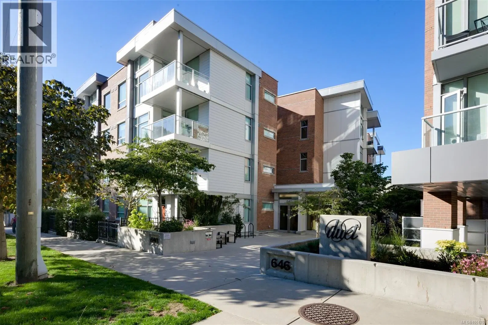 Photo 2 of 68 at #106 – 640 Michigan Street