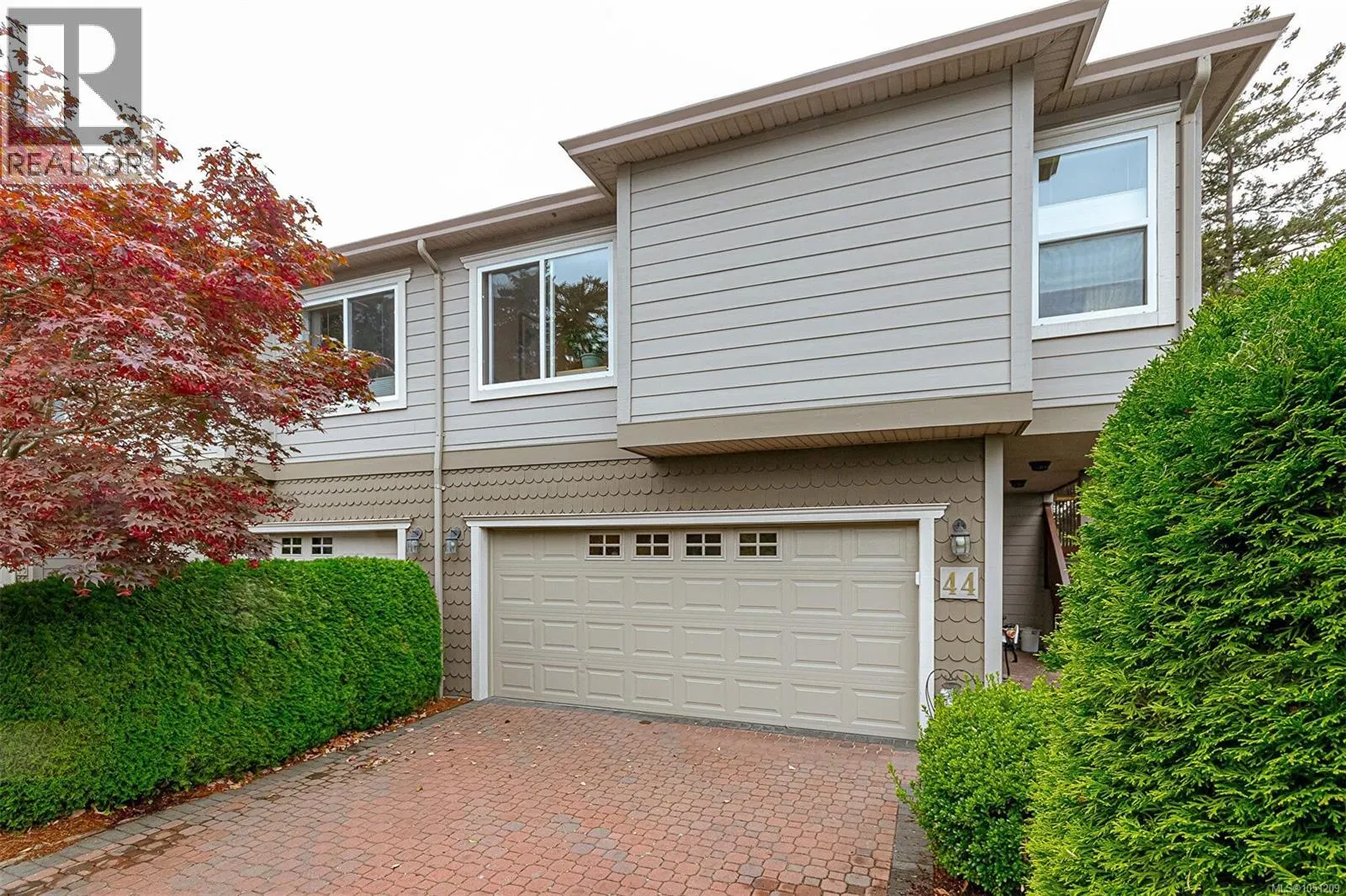 Photo 3 of 36 at #44 – 118 Aldersmith Place