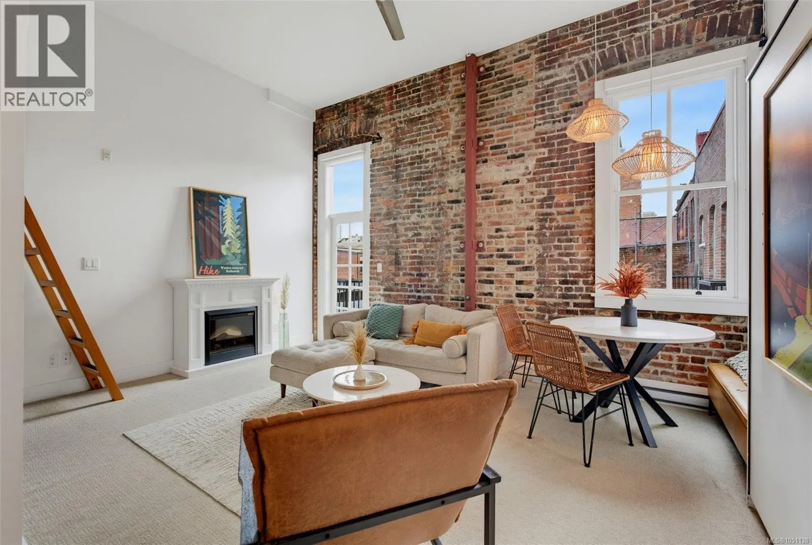 Photo 3 of 23 at #213 – 562 Yates Street