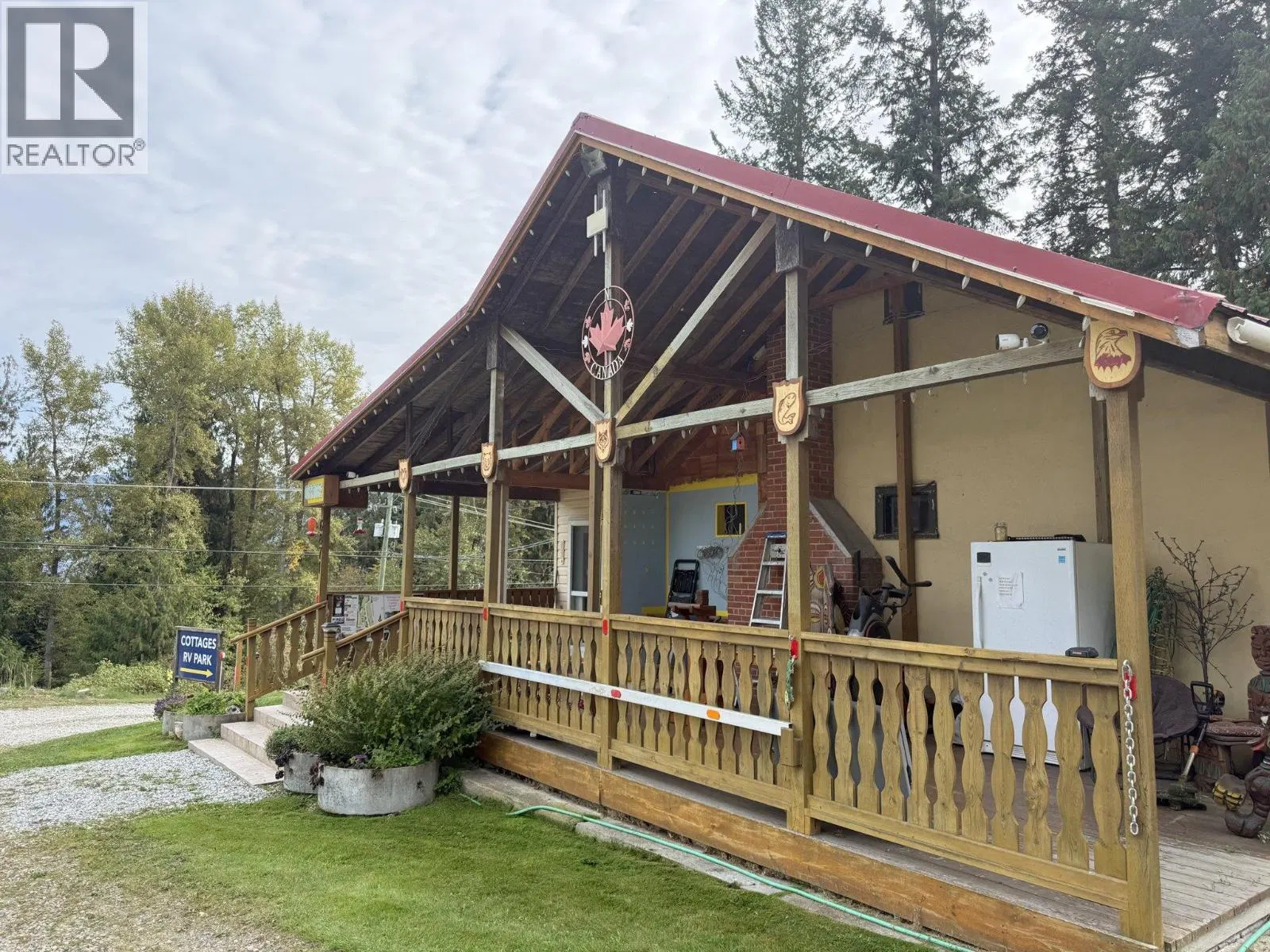 Photo 4 of 51 at 6871 Trans Canada Highway