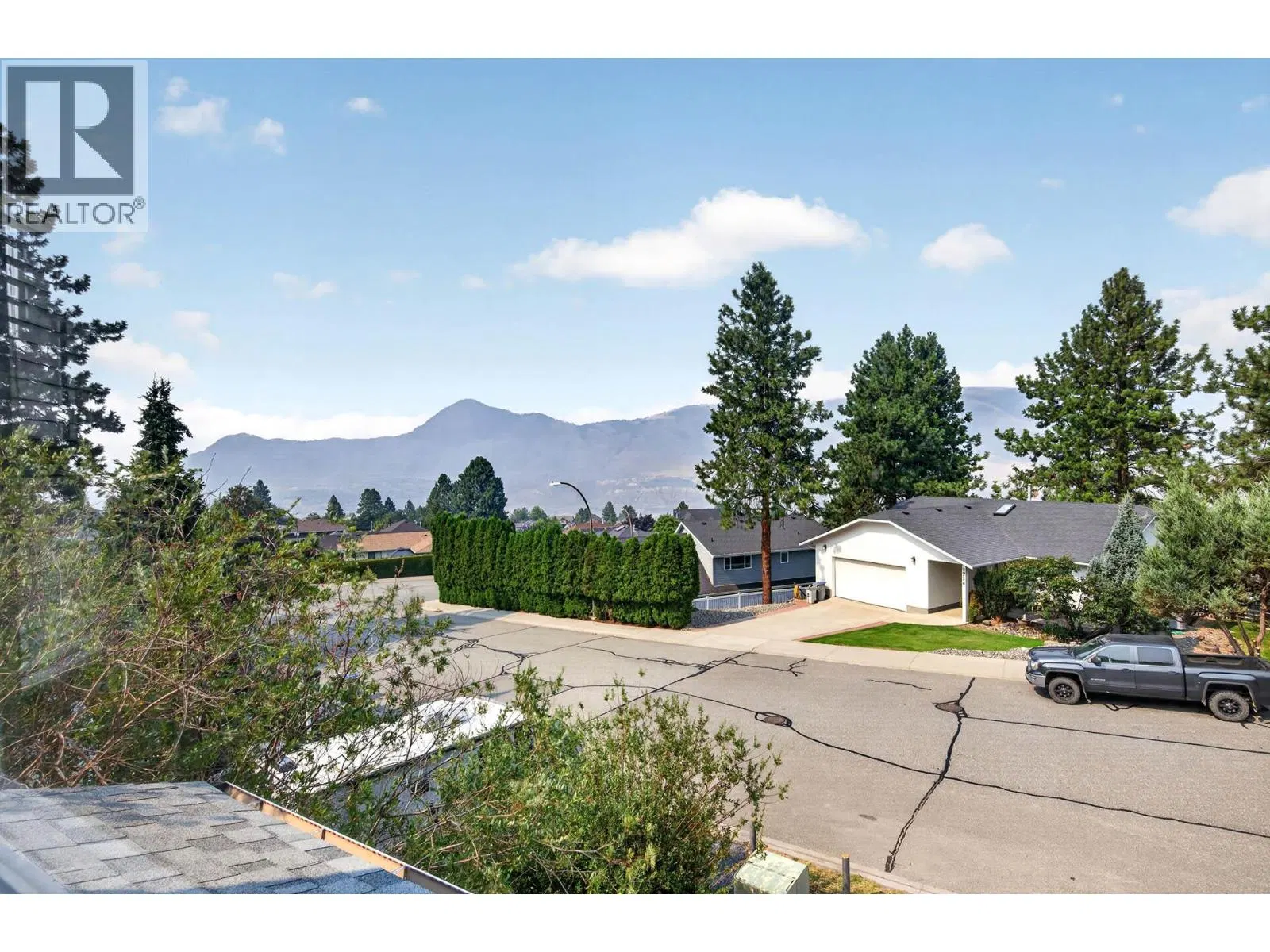 Photo 2 of 54 at 1725 Coldwater Drive