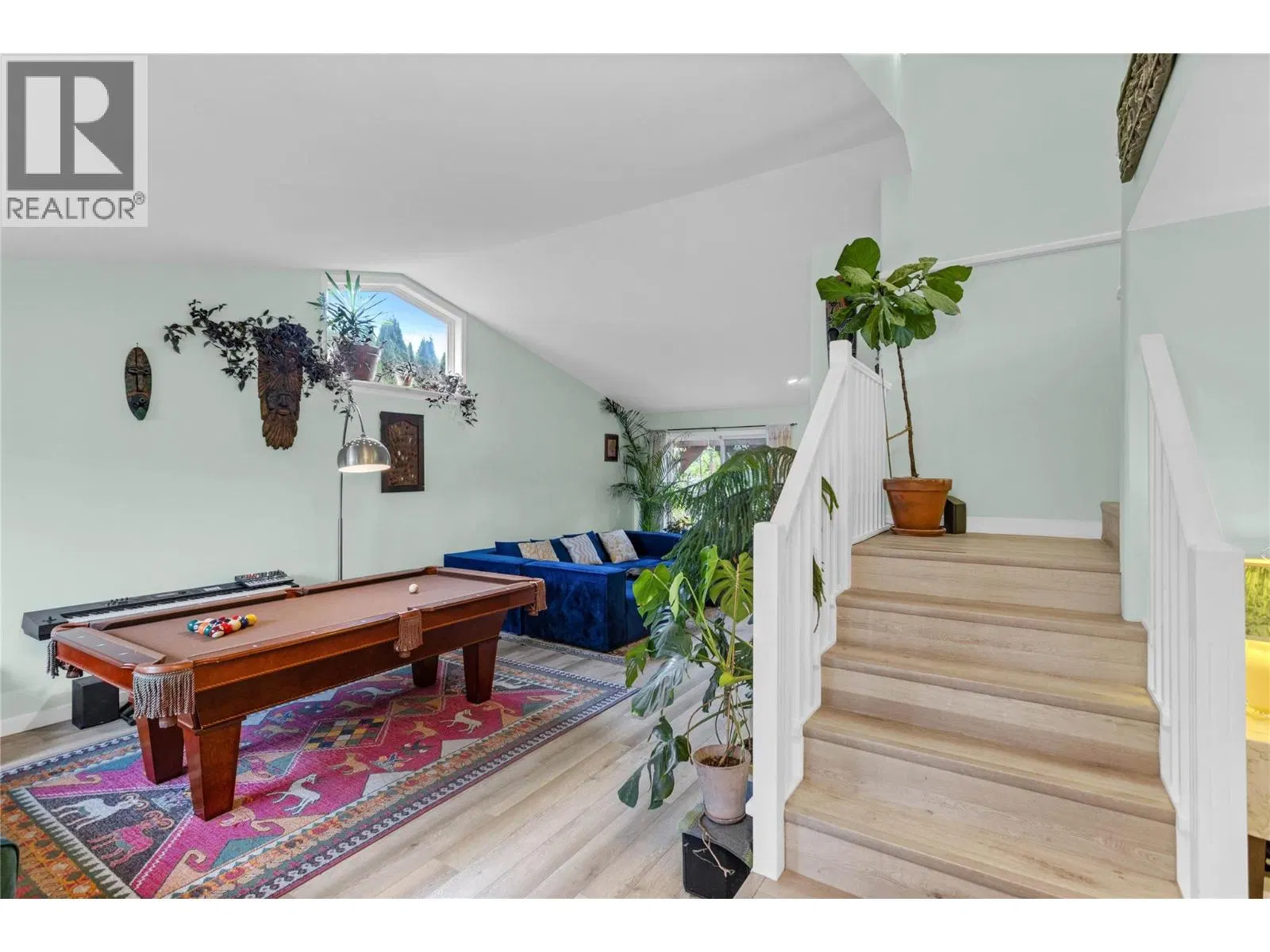 Photo 5 of 63 at 705 Stoltz Court