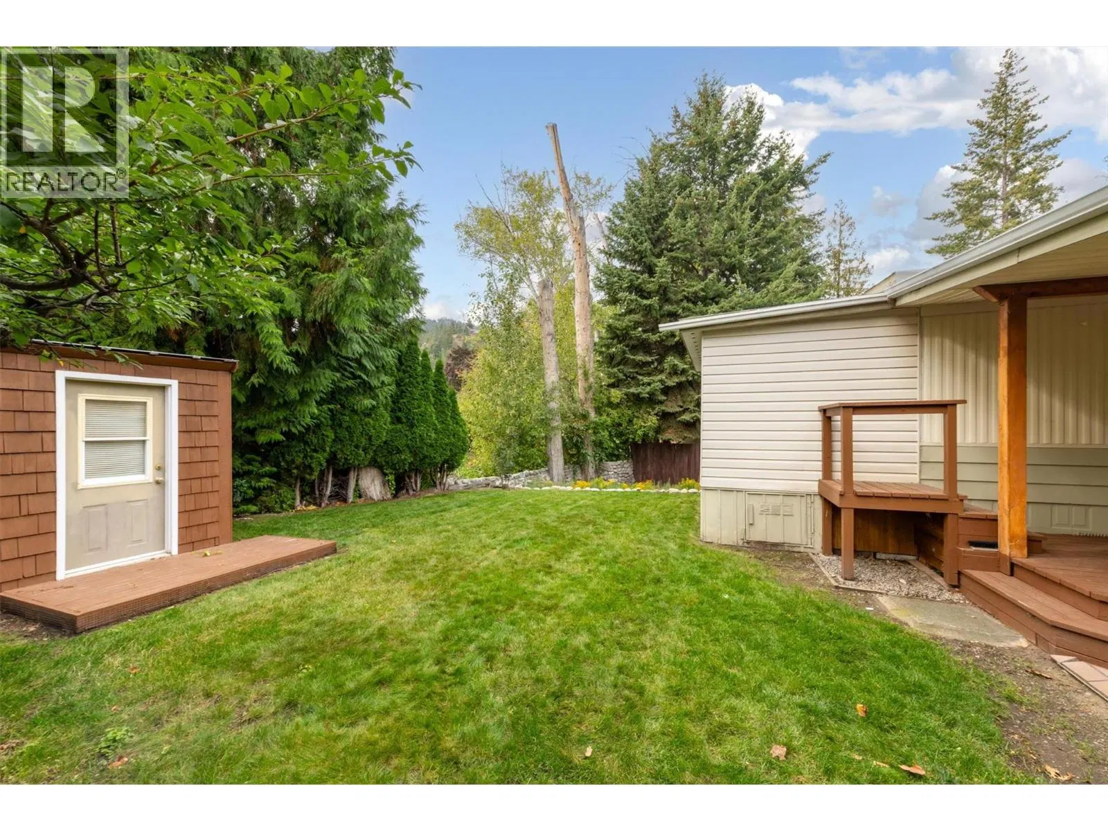 Photo 5 of 38 at #22 – 5432 Chidley Road