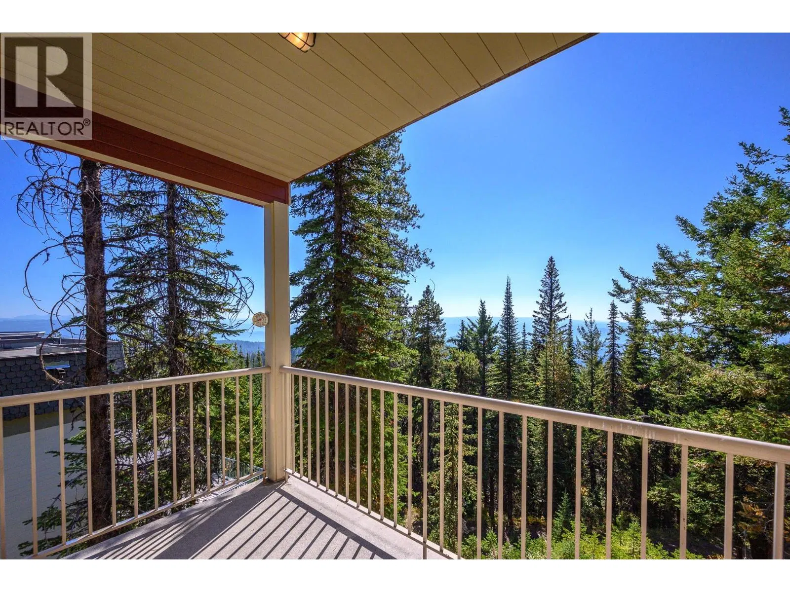 Photo 5 of 59 at 720 Monashee Court